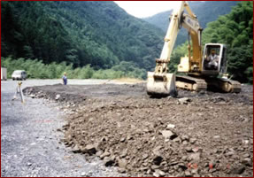 写真-2　試験盛土の造成状況